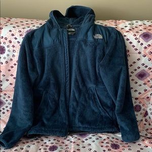 Woman’s NorthFace Denali hooded fleece jacket
